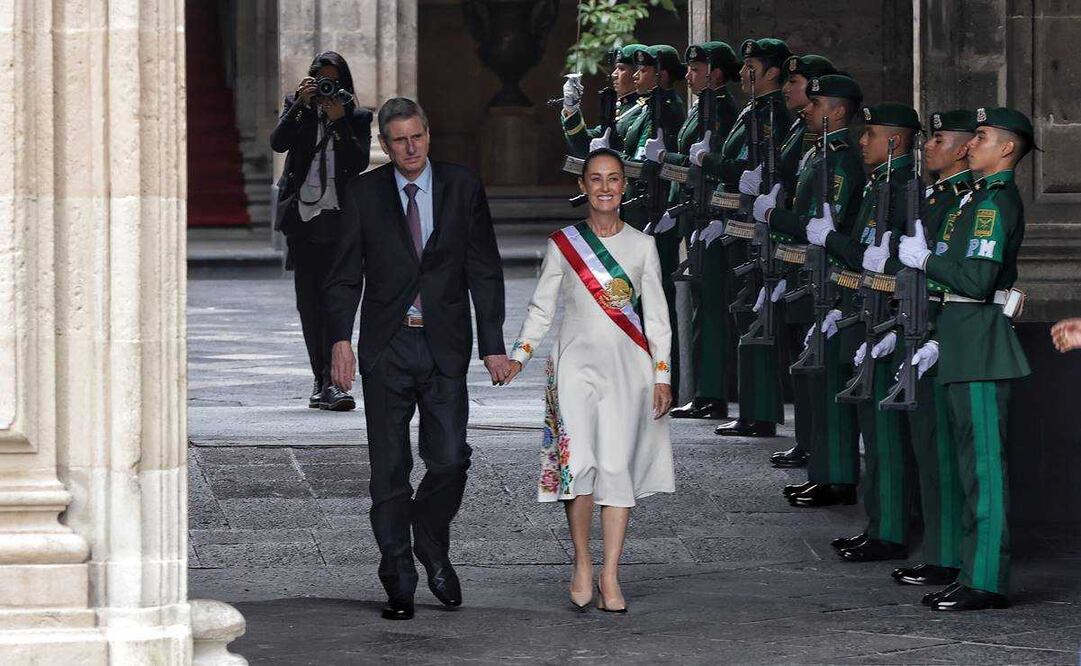 Zócalo de la Ciudad de México, a unas horas de que la presidenta Claudia Sheinbaum Pardo salga para recibir el bastón de mando este martes 1 de octubre del 2024. Foto: Fernanda Rojas. EL UNIVERSAL