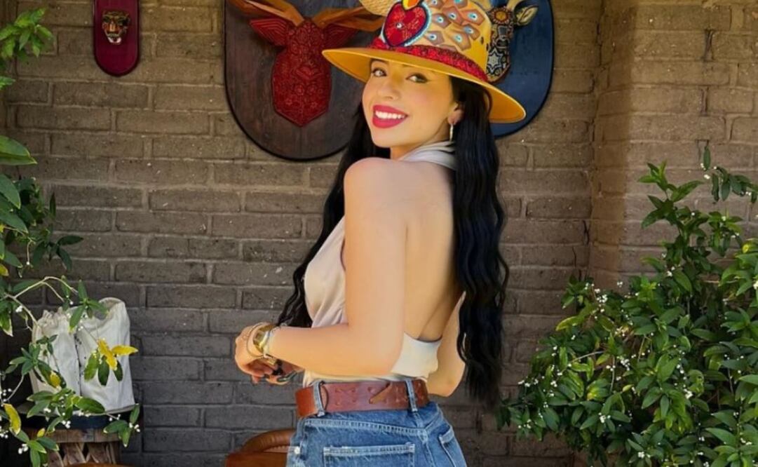 Ángela Aguilar ya tiene en su closet el modelo de pantalón más fresco para la temporada. Foto: Instagram @angela_aguilar_