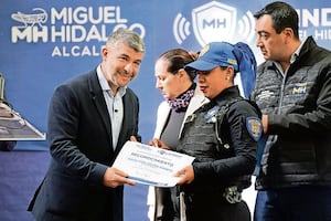 MH reconoce a policías por baja sensación de inseguridad
