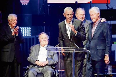 Reúnen ex presidentes ayuda por huracanes