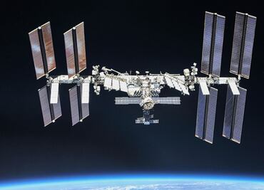 Astronauta enferma y la NASA pospone caminata espacial que inauguraría la Expedición 65