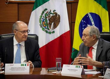 México usará vacuna Butantan-DV de Brasil contra dengue; autoridades buscan impulsar soberanía sanitaria regional