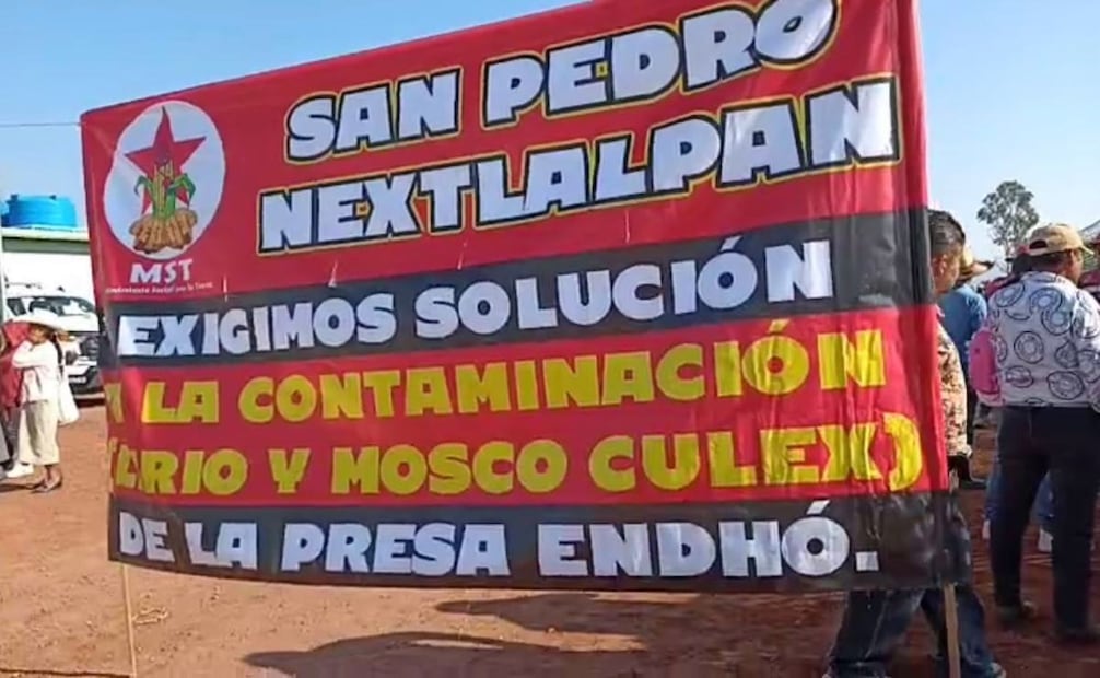 Pobladores de tres municipios de Hidalgo bloquean obras del tren México-Querétaro; exigen saneamiento de la presa Endhó.
Foto: Especial.