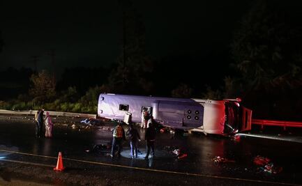 Sube a 15 la cifra de muertos por accidente en la México-Toluca