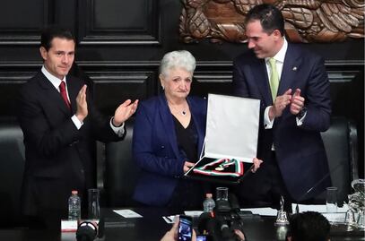 Entregan medalla Belisario Domínguez al "Héroe de la Gasolinera"