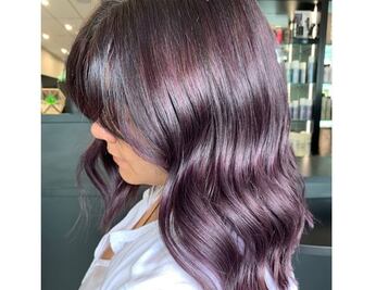 No es chocolate, no es lila, es Chocolate-Lila. El color de la temporada