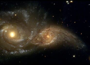 Como la contaminación atmosférica en la Tierra, las galaxias ocasionan polución en su entorno