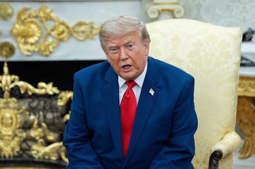 Trump advierte que atacará búnker nuclear iraní; "aún no hemos terminado", dice