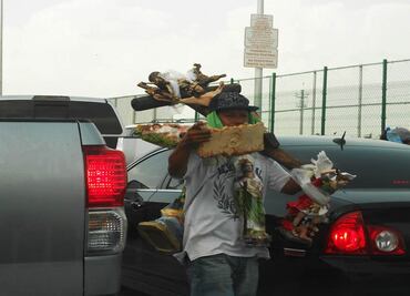 Incrementan vendedores en cruces fronterizos de Tamaulipas