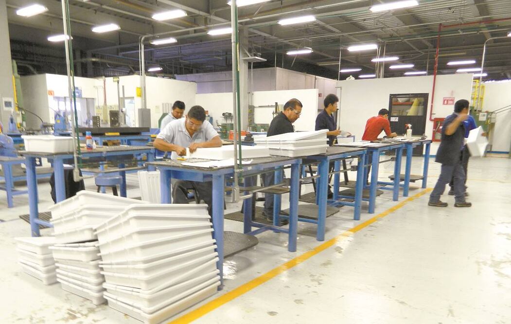 La OIT expuso que la desaceleración en México significa que no se están creando suficientes empleos para quienes ingresan al mundo laboral. Foto: ARCHIVO EL UNIVERSAL