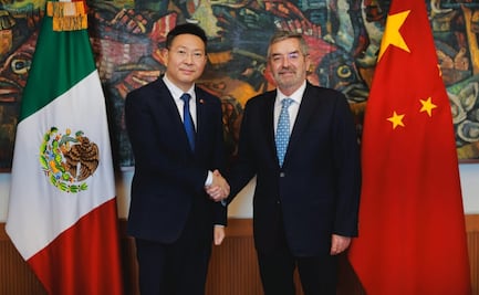 Canciller De la Fuente se reúne con el embajador de China tras propuesta de aranceles a automóviles