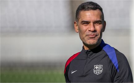 Rafael Márquez recibe camiseta retro del FC Barcelona; el equipo culé tuvo un gran detalle con el exjugador