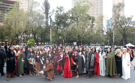 Así disfrutan en México el universo de Tolkien a 50 años de su muerte