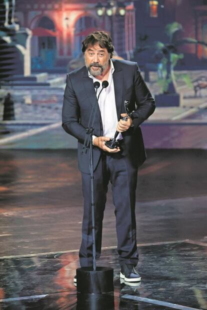 Bardem se las da de "El buen patrón" en los Premios Platino