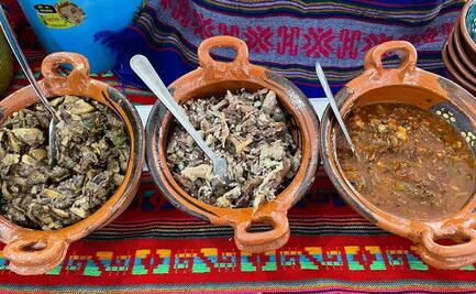 Ancas de rana y mixmole, entre los platillos que se ofrecen en la Feria de alimentos prehispánicos en Iztapalapa