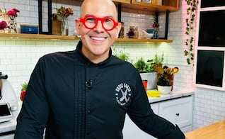 Eddie Garza, chef del "Canelo Álvarez", debuta como documentalista; llevará la comida mexicana a la pantalla