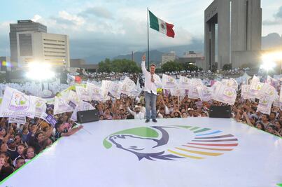 "Cálenme para que yo sea su presidente”, dice "El Bronco"