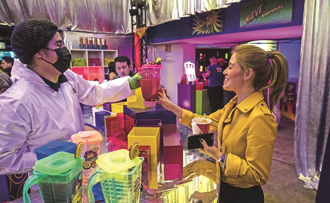 Al público le sorprendió saber que Takis se puede preparar como botana, combinar con palomitas, chamoy o salsa de tamarindo. Foto: Germán Espinosa/ EL UNIVERSAL