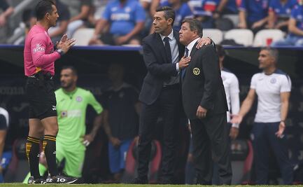 "Miguel Herrera merece dirigir en Europa", Pedro Caixinha