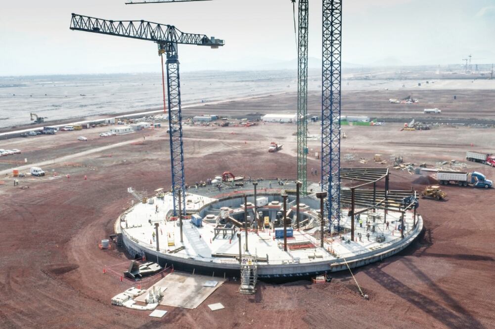 nuidad en los proyectos de infraestructura estratégica como la construcción del nuevo Aeropuerto Internacional de México (ARCHIVO EL UNIVERSAL)