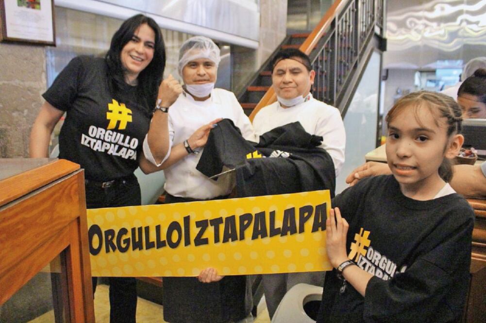 La campaña tuvo un costo de 33 mil pesos. Los participantes aparecerán en videos y carteles exaltando las virtudes de los iztapalapenses. (ESPECIAL)