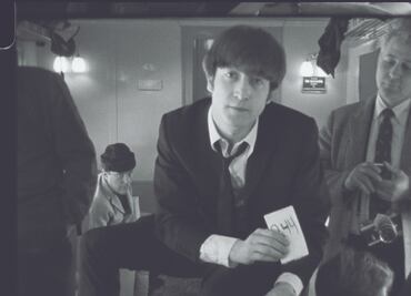 "Beatles ‘64" reivindica la fiebre y locura de las fans