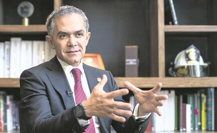 Respalda Mancera trabajo de exservidores