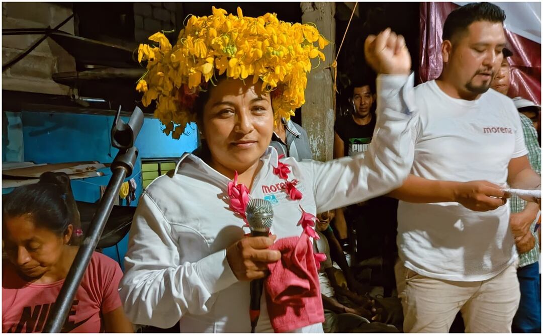 La presidenta municipal, Francisca Lara Velázquez, reapareció públicamente en Hidalgo tras haber sido retenida por los habitantes. Foto: Facebook (Francisca Lara Velázquez)