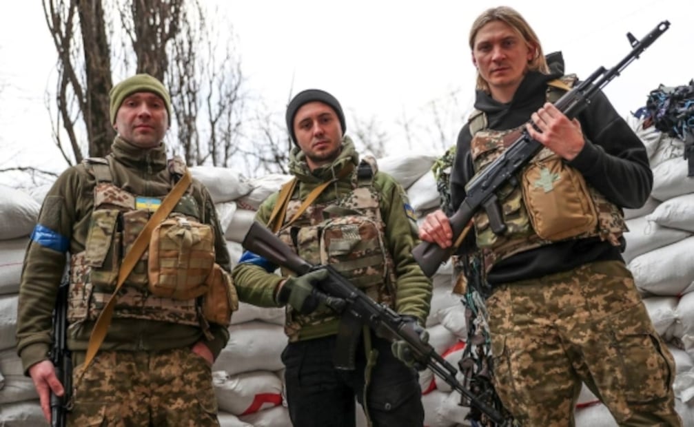 Prohíben a músicos ucranianos participar en concierto de Ed Sheeran y Camila Cabello