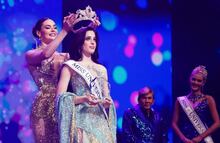 Indignación en Miss Universe por un directivo que llama "tonta" a Fátima Bosch