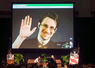 Edward Snowden hablará en el preestreno de la cinta de Oliver Stone