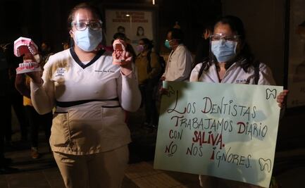 Federaciones, asociaciones y colegios médicos piden a AMLO ser vacunados contra Covid-19