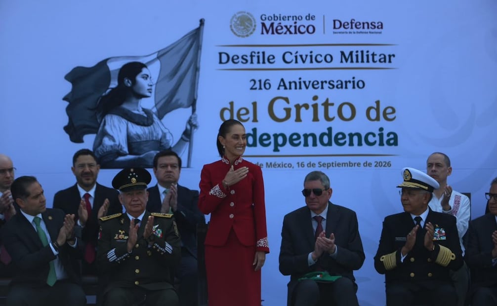 Pase de revista de la presidenta Claudia Sheinbaum, previo al Desfile Cívico Militar por el 216 Aniversario del Grito de Independencia, el 16 de septiembre de 2026. Foto: Hugo Salvador/ EL UNIVERSAL