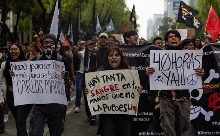 Generación Z marcha en la CDMX; exigen frenar la violencia en México, pero policías les impiden el paso al Zócalo