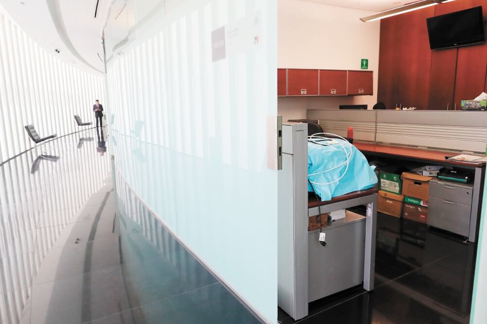 La mayoría de las oficinas del Senado han sido vaciadas para su remodelación y ser entregadas en los próximos días a los nuevos inquilinos de la Cámara Alta. (FOTOS: LUCÍA GODÍNEZ. EL UNIVERSAL)