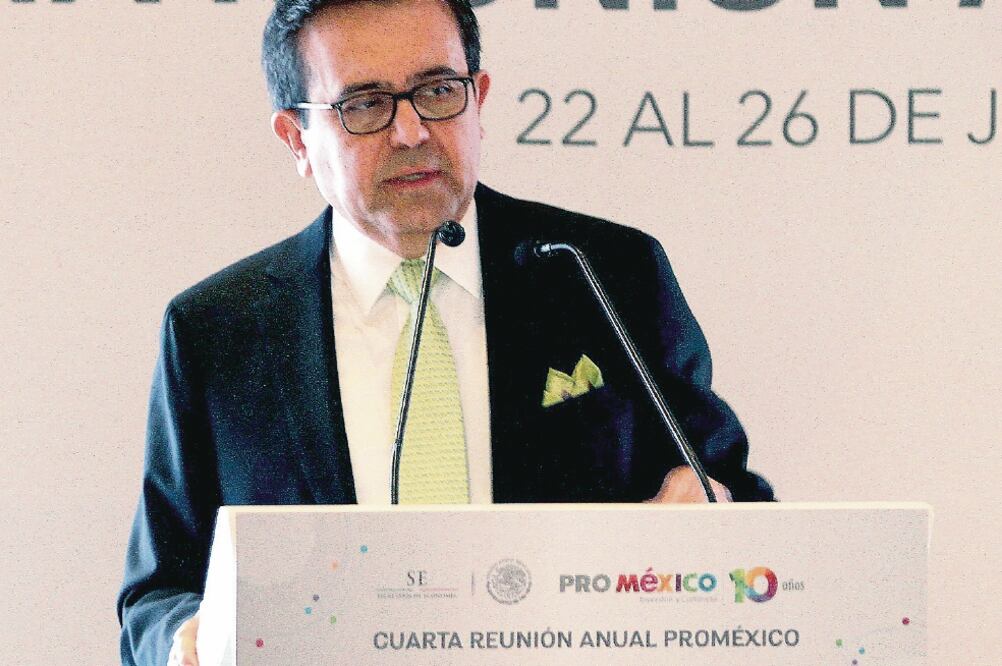 Ildefonso Guajardo, secretario de Economía, dijo que se debe esperar a que inicien las negociaciones del TLCAN para ver cómo se desenvuelven (BERNARDO MONCADA. NOTIMEX)