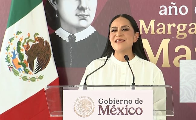 Ariadna Montiel evita hablar de ocupar dirigencia nacional de Morena; "no vamos a dar ninguna declaración", responde