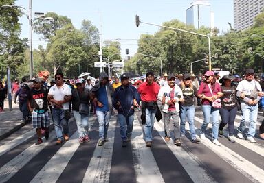CNTE marcha del Auditorio al Zócalo