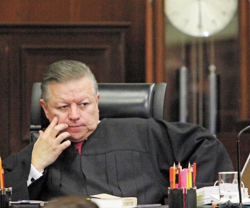 El presidente de la Corte, Arturo Zaldívar, señaló que el país y el mundo enfrentan la peor crisis de salud y económica registrada en casi un siglo. Foto: ARCHIVO EL UNIVERSAL