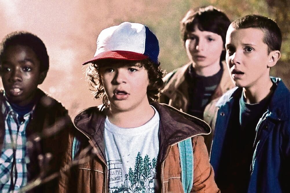 La serie trata de una pandilla que está en busca de un niño perdido (NETFLIX)