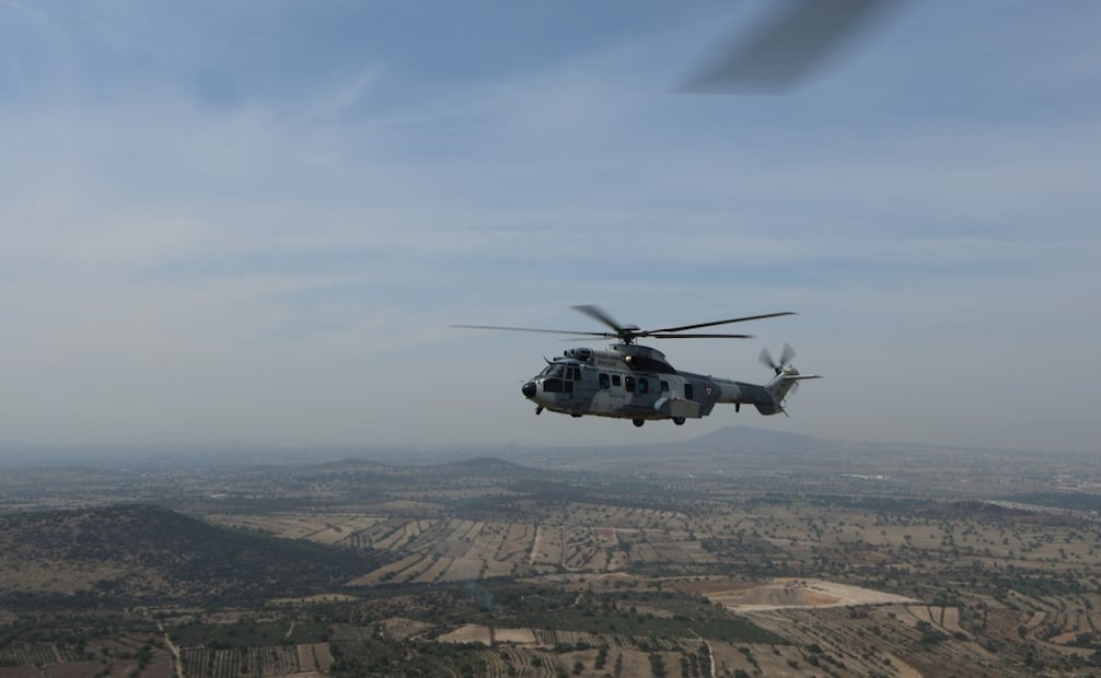 A sus 23, Gabriela Sarahí pilota un helicóptero en unidad de élite de la Fuerza Aérea (19/04/2026). Foto: Alberto González / EL UNIVERSAL
