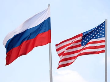 EU advierte a Rusia que "defenderá cada pulgada del territorio de la OTAN"