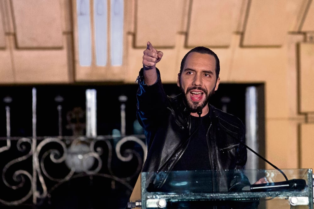 El recién electo presidente de El Salvador, Nayib Bukele, se dirigió a sus partidarios en San Salvador, el 3 de febrero de 2019. Foto: AP Archivo / AP