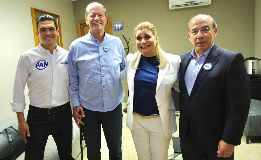 El dirigente nacional del PAN, Jorge Romero Herrera, el expresidente de México, Vicente Fox, la gobernadora de Chihuahua, Maru Campos, y el exmandatario federal, Felipe Calderón. Foto: X @JorgeRoHe