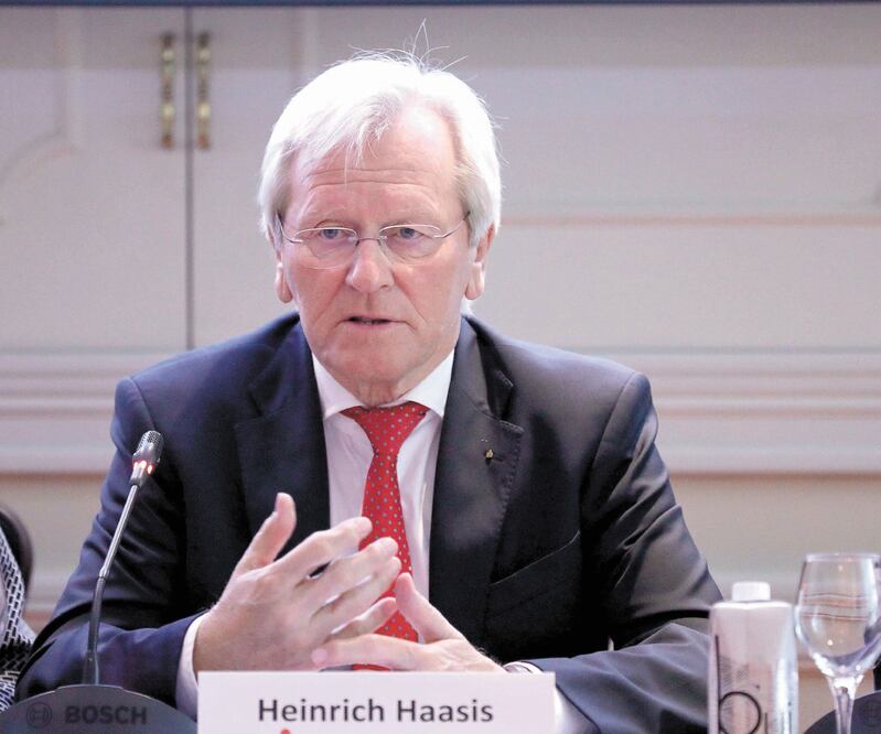 Heinrich Haasis dijo que ante bajos rendimientos en el ahorro, sólo en Alemania creció 5% en 2019. Foto: SÁSHENKA GUTIÉRREZ. EFE