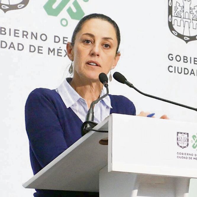 Apoyo. La mandataria local comentó que hizo el compromiso de revisar viviendas dañadas por la Línea 12. LUCÍA GODÍNEZ. EL UNIVERSAL