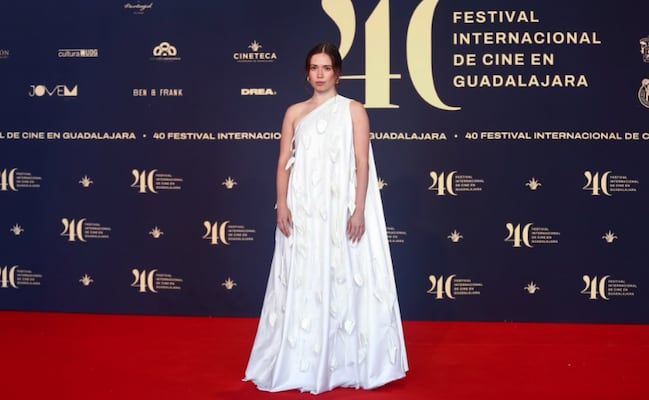 La mexicana Costanza Andrade se cuela al universo de Zack Snyder