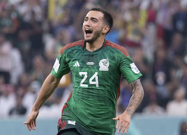 Luis Chávez se siente 'liberado' al irse a Rusia: "Hubo muchas trabas, parecía que me iba a quedar sin equipo"