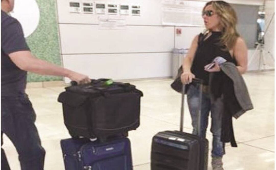 Kate del Castillo arribó al Aeropuerto Internacional de Guadalajara el 25 de septiembre de 2015, procedente de Los Ángeles, California