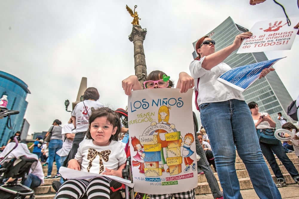 Los padres de familia exigieron a las autoridades actuar con severidad ante lo s casos de abuso sexual contra los pequeños (YADÍN XOLALPA. EL UNIVERSAL)